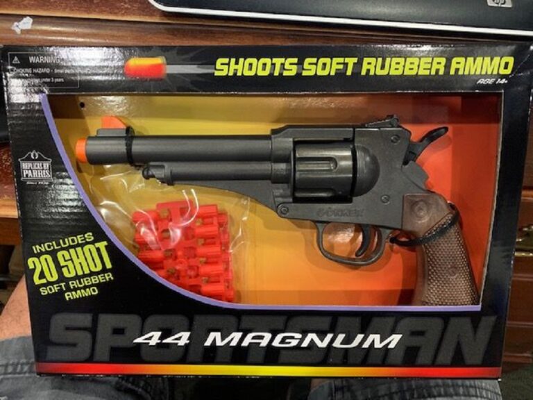 44 MAGNUM TOY PISTOL RUBBER PELLET GUN INCLUDES 20 RUBBER AMMO