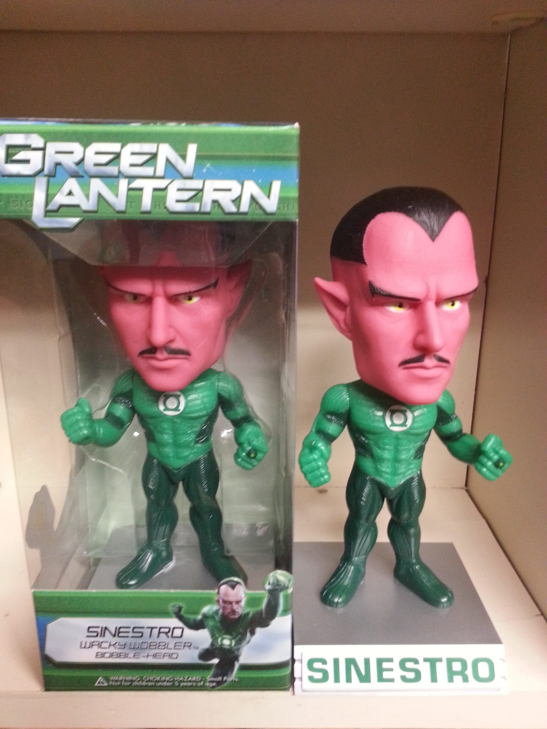 NEW in Box by Funko Green Lantern Sinestro Wacky Wobbler